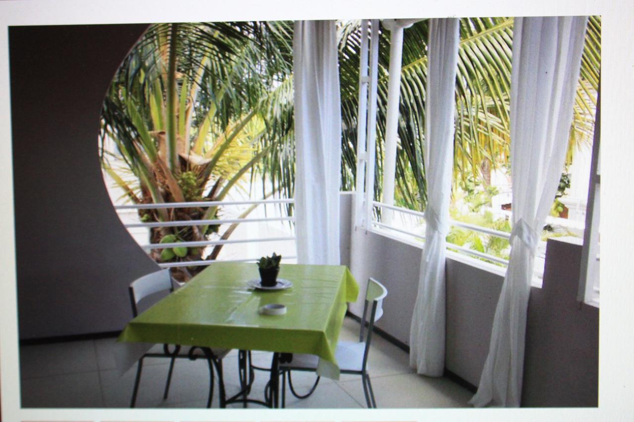 Seacret Bay Apartment Pereybere Beach ภายนอก รูปภาพ