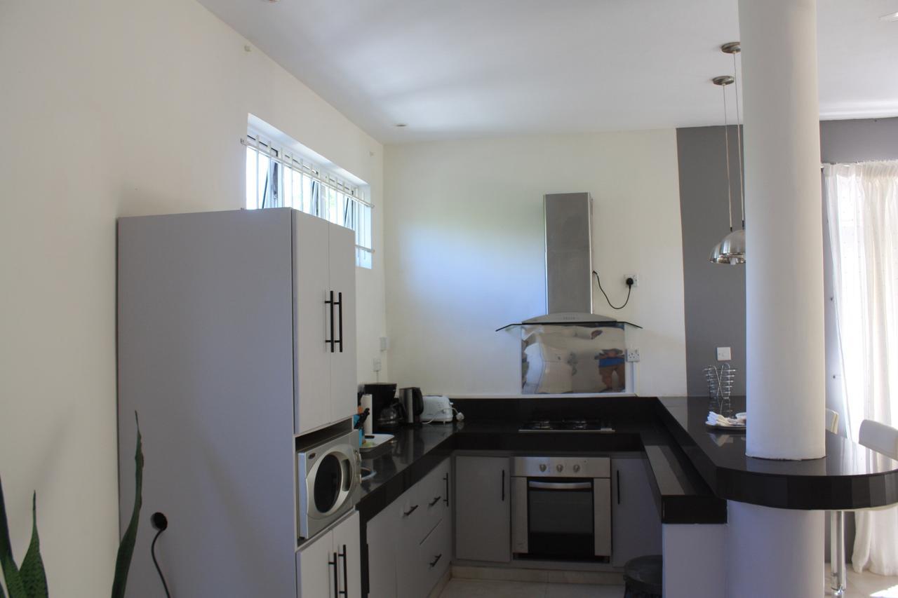Seacret Bay Apartment Pereybere Beach ภายนอก รูปภาพ