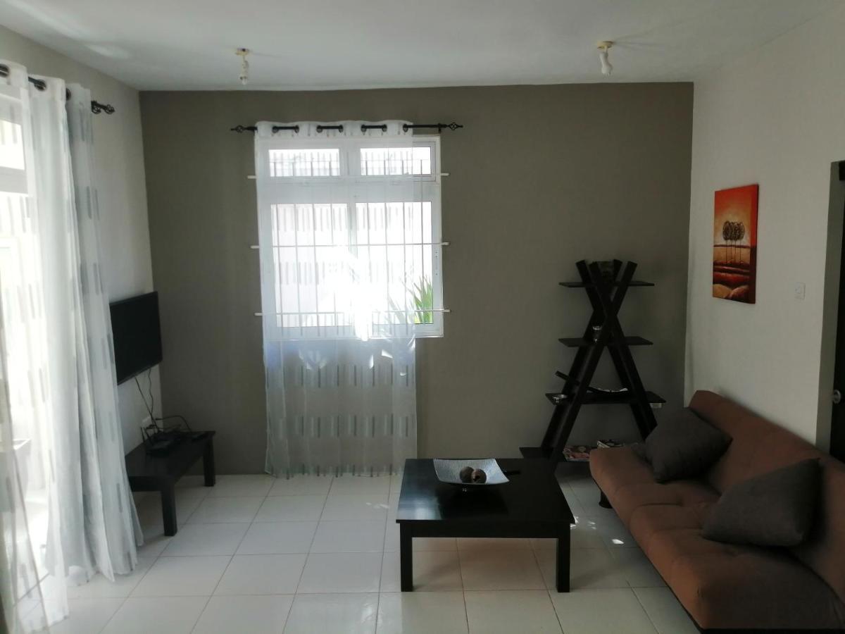 Seacret Bay Apartment Pereybere Beach ภายนอก รูปภาพ